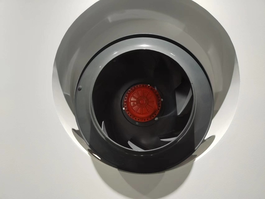 il ventilatore centrifugo di 0.22kW IP54 indietro ha curvato 315mm con l'anello lungo dell'entrata
