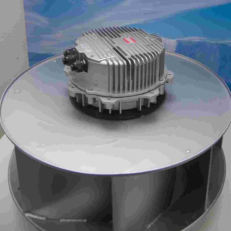 Peso 1,55 kg lama 160 mm EC Ventilatore centrifuga Ventilatore di raffreddamento del rotore esterno